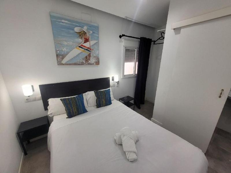 Ayz Frailes - Auto Check-In Property (Adults Only) Малага Экстерьер фото