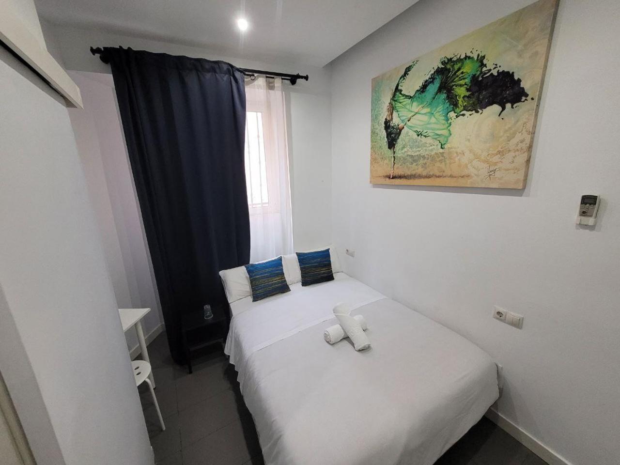 Ayz Frailes - Auto Check-In Property (Adults Only) Малага Экстерьер фото